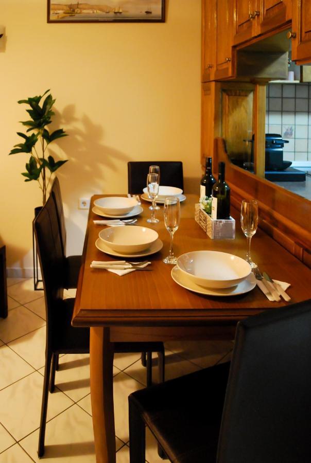 شقة St.Denis Townhouse مدينة زاكينثوس المظهر الخارجي الصورة